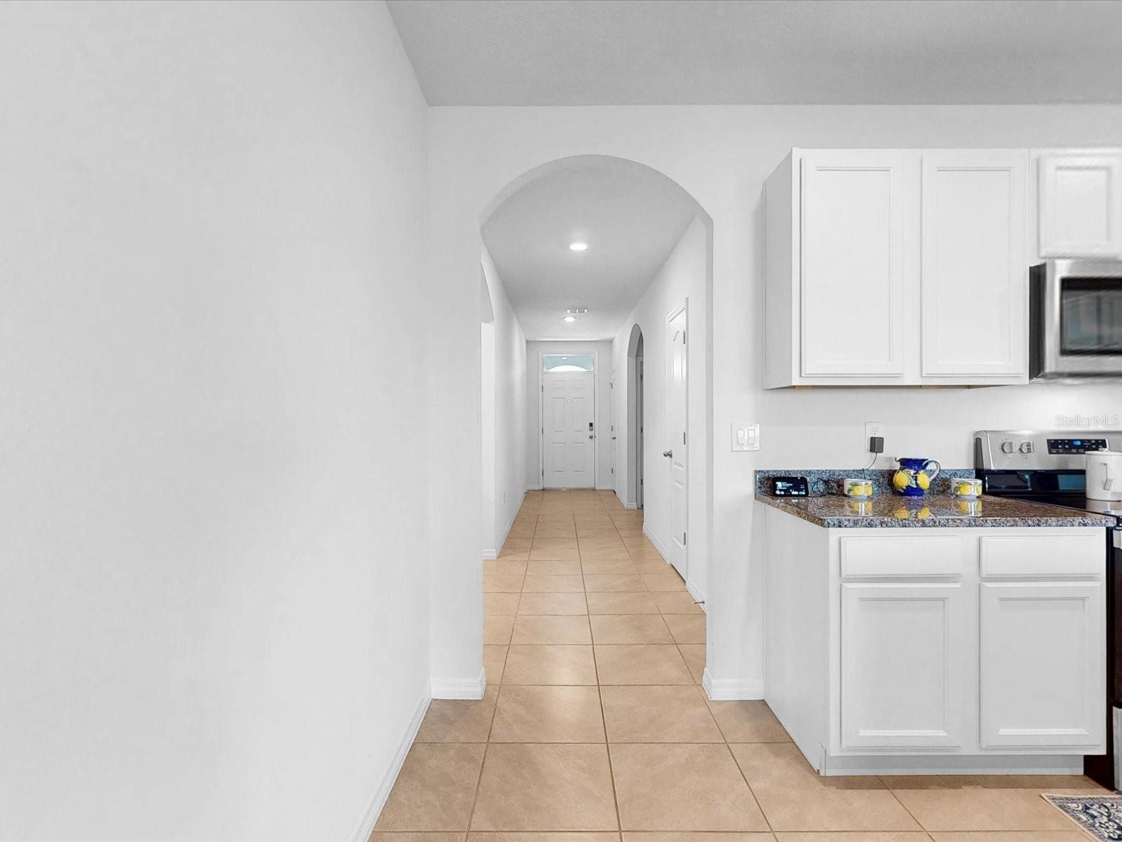 1451 Olive Ct Property Photo 3
