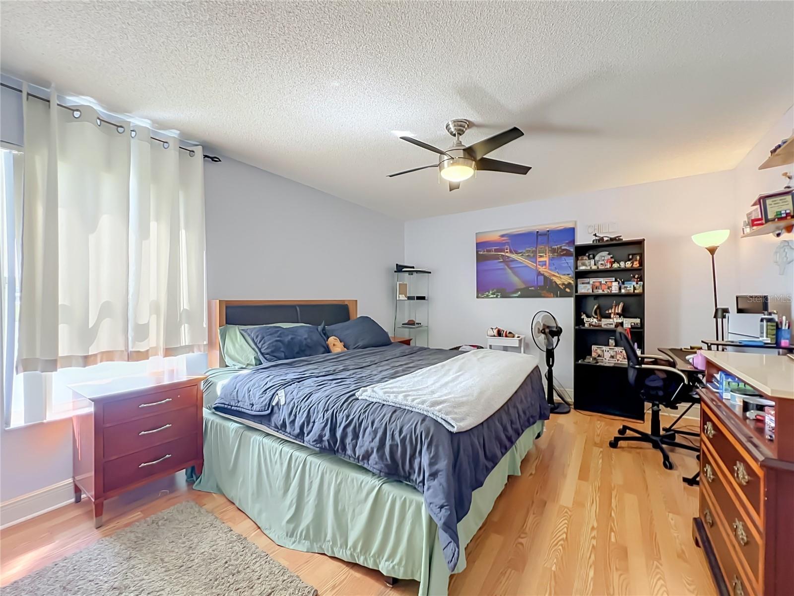 12900 Los Alamitos Ct Property Photo 77