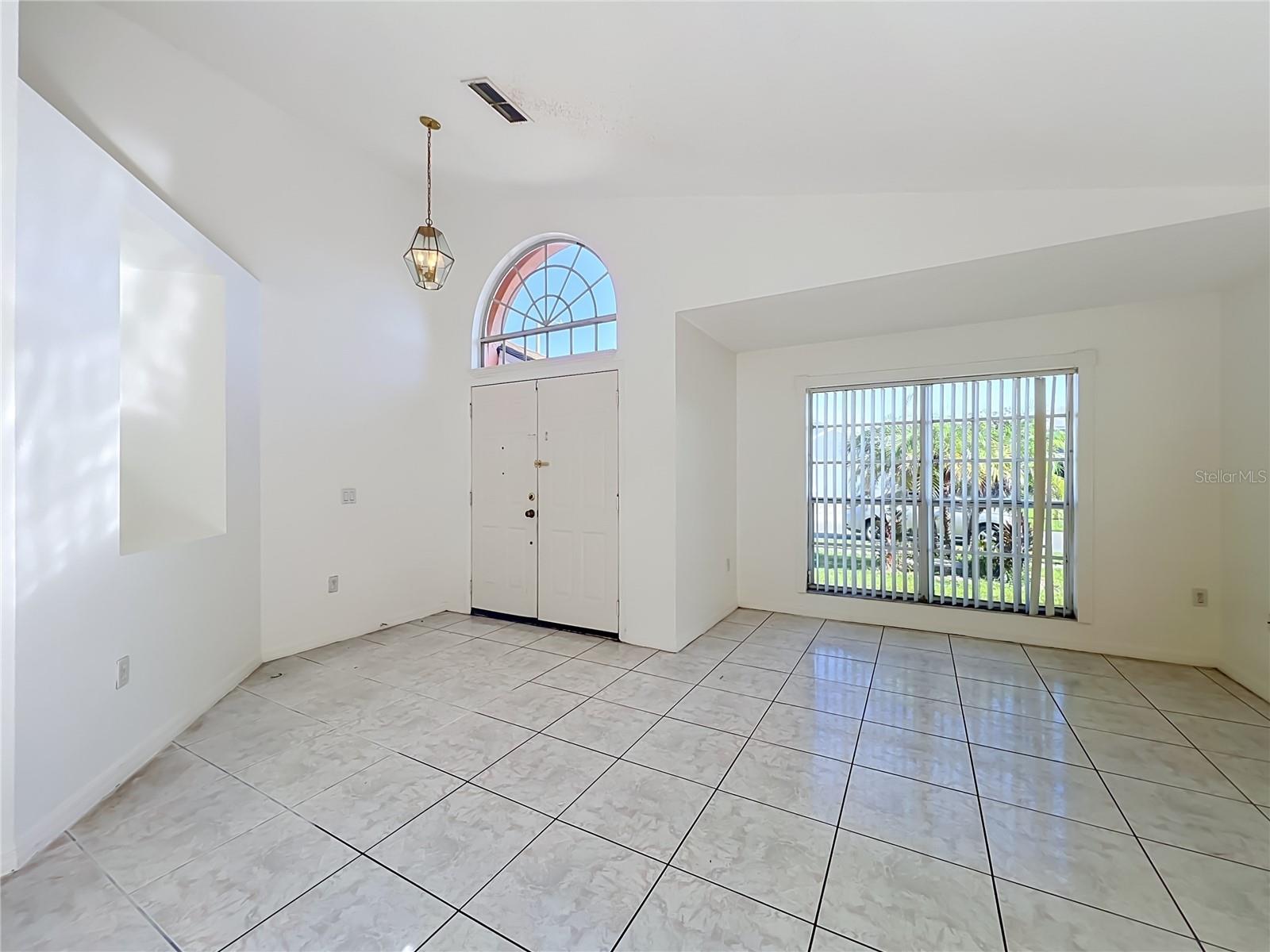 11781 Hatcher Cir Property Photo 7