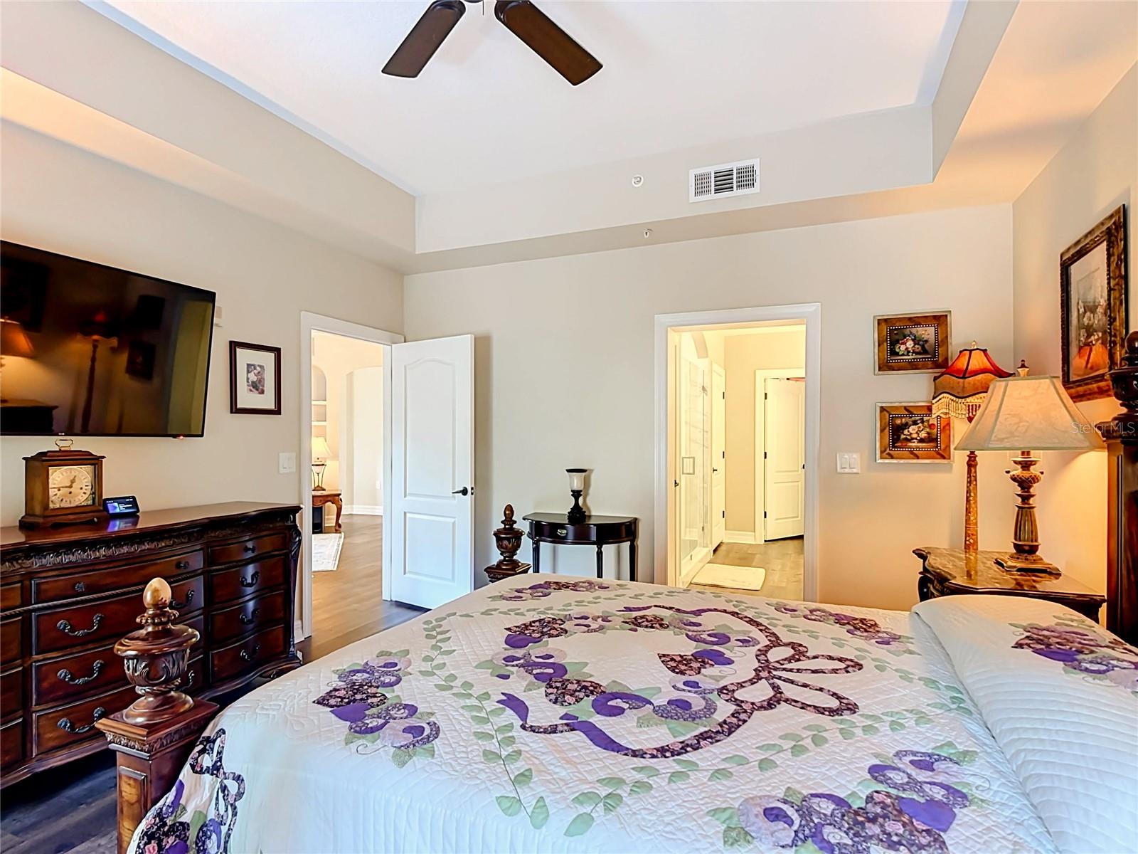 509 Mirasol Cir #302 Property Photo 28