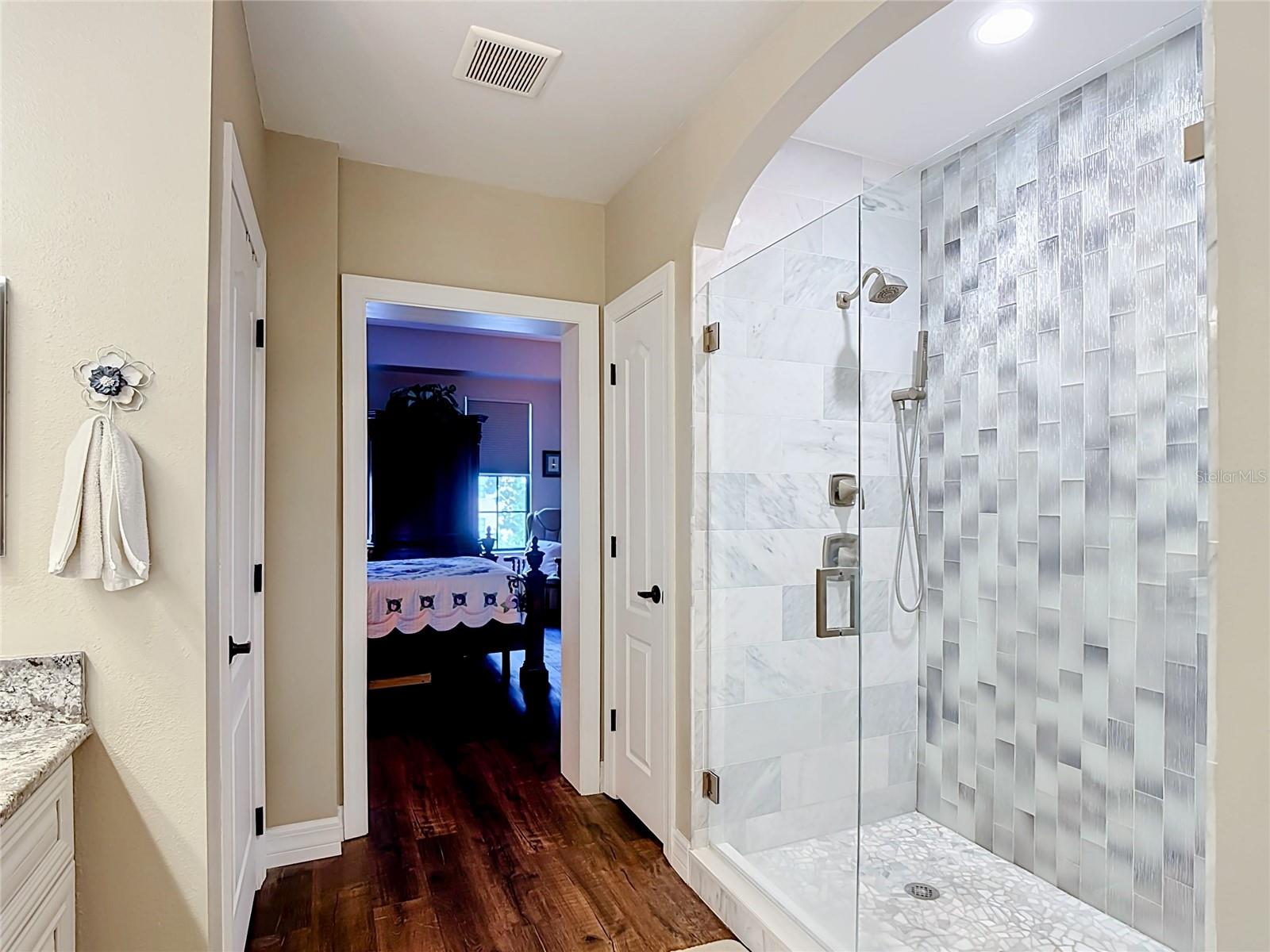 509 Mirasol Cir #302 Property Photo 30