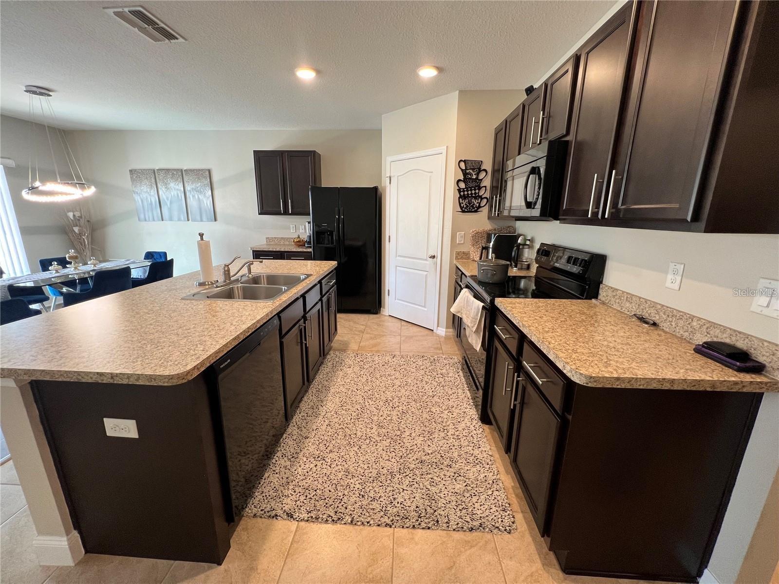 120 Panda Way Property Photo 7