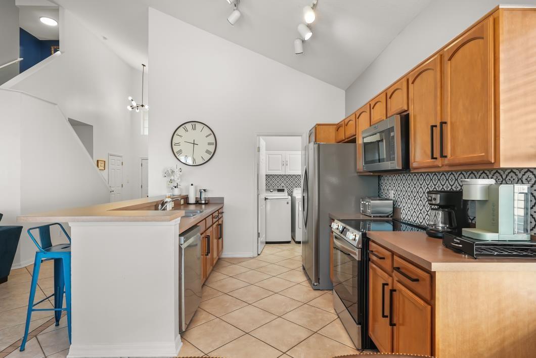 8009 Acadia Estates Ct Property Photo 11