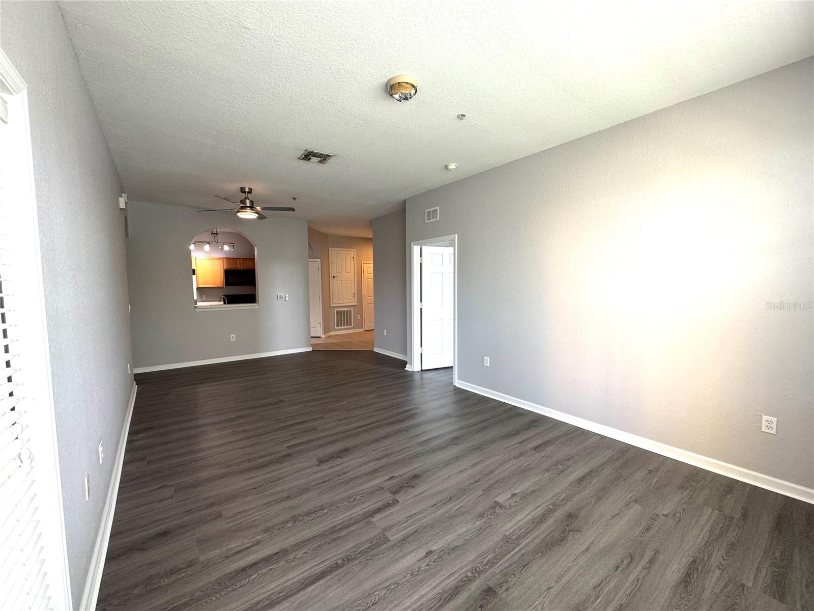 8660 Buccilli Dr #305 Property Photo 5