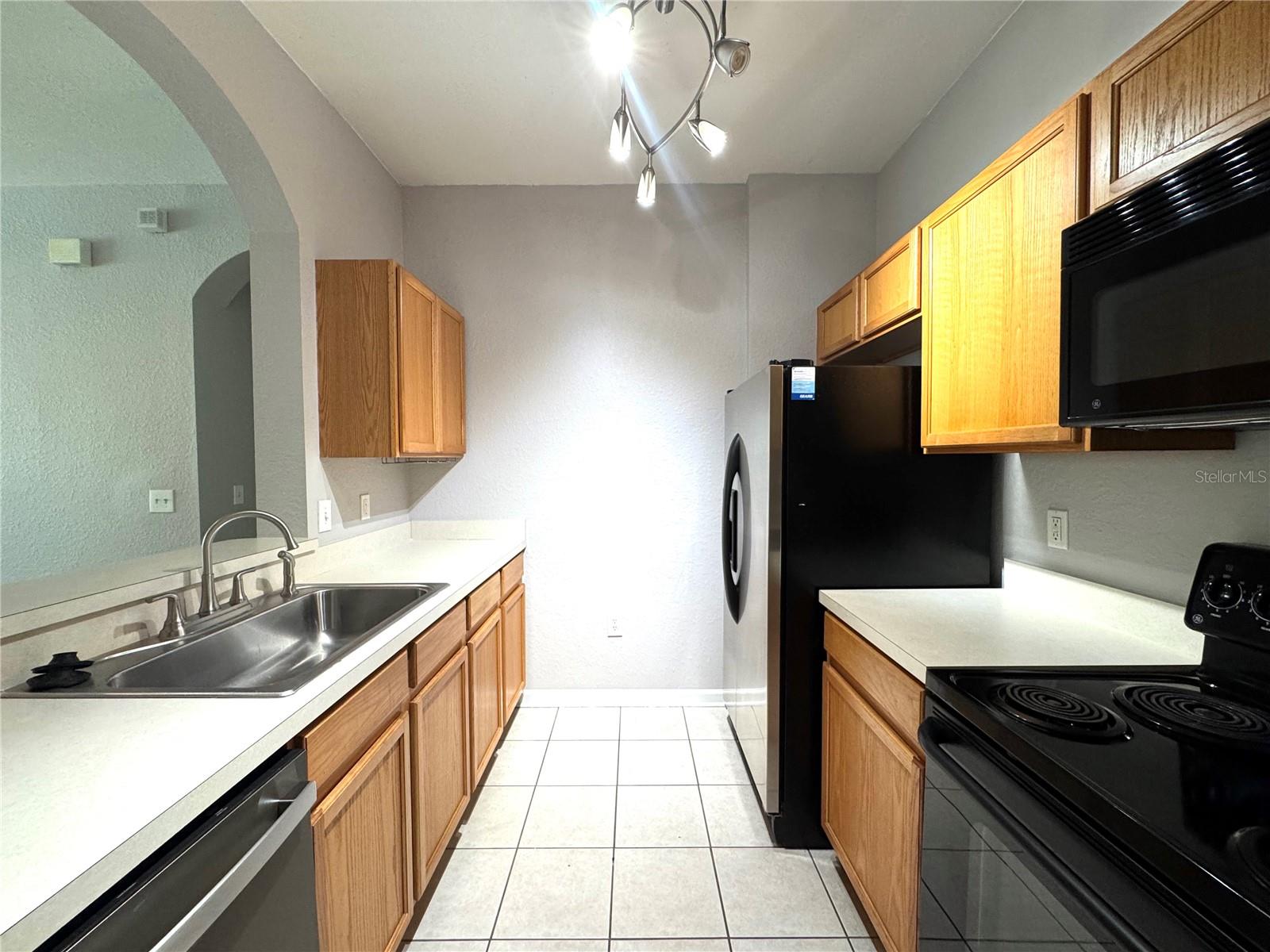8660 Buccilli Dr #305 Property Photo 8