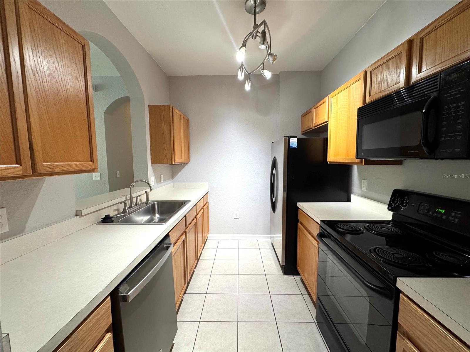 8660 Buccilli Dr #305 Property Photo 9