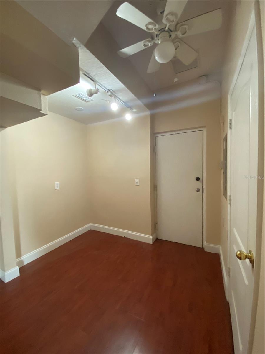 6660 S Goldenrod Rd #126b Property Photo 10