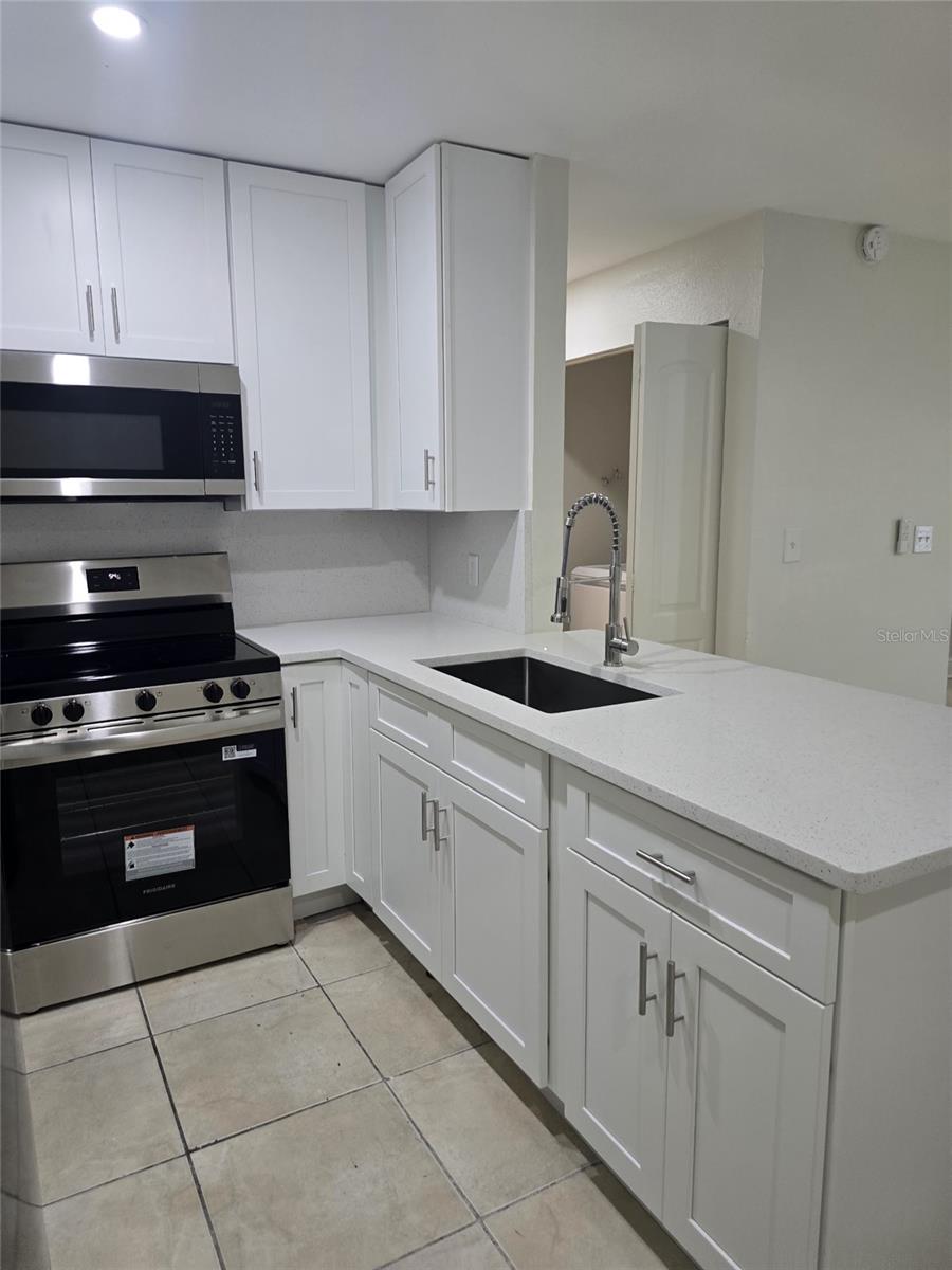 3064 Saint Paul Dr #3064 Property Photo 5