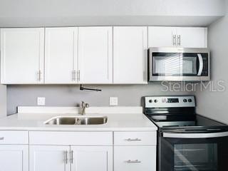 734 Michigan Ct #2 Property Photo 10