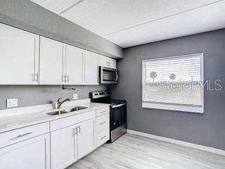 734 Michigan Ct #2 Property Photo 14