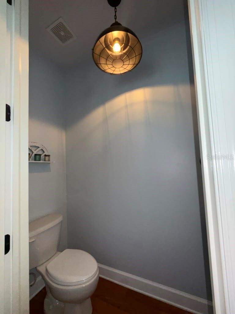 113 S Packwood Ave #b Property Photo 11