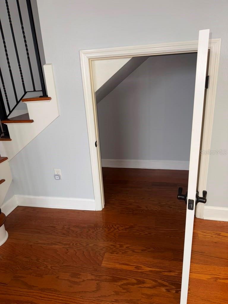 113 S Packwood Ave #b Property Photo 13