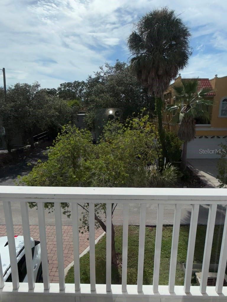 113 S Packwood Ave #b Property Photo 21
