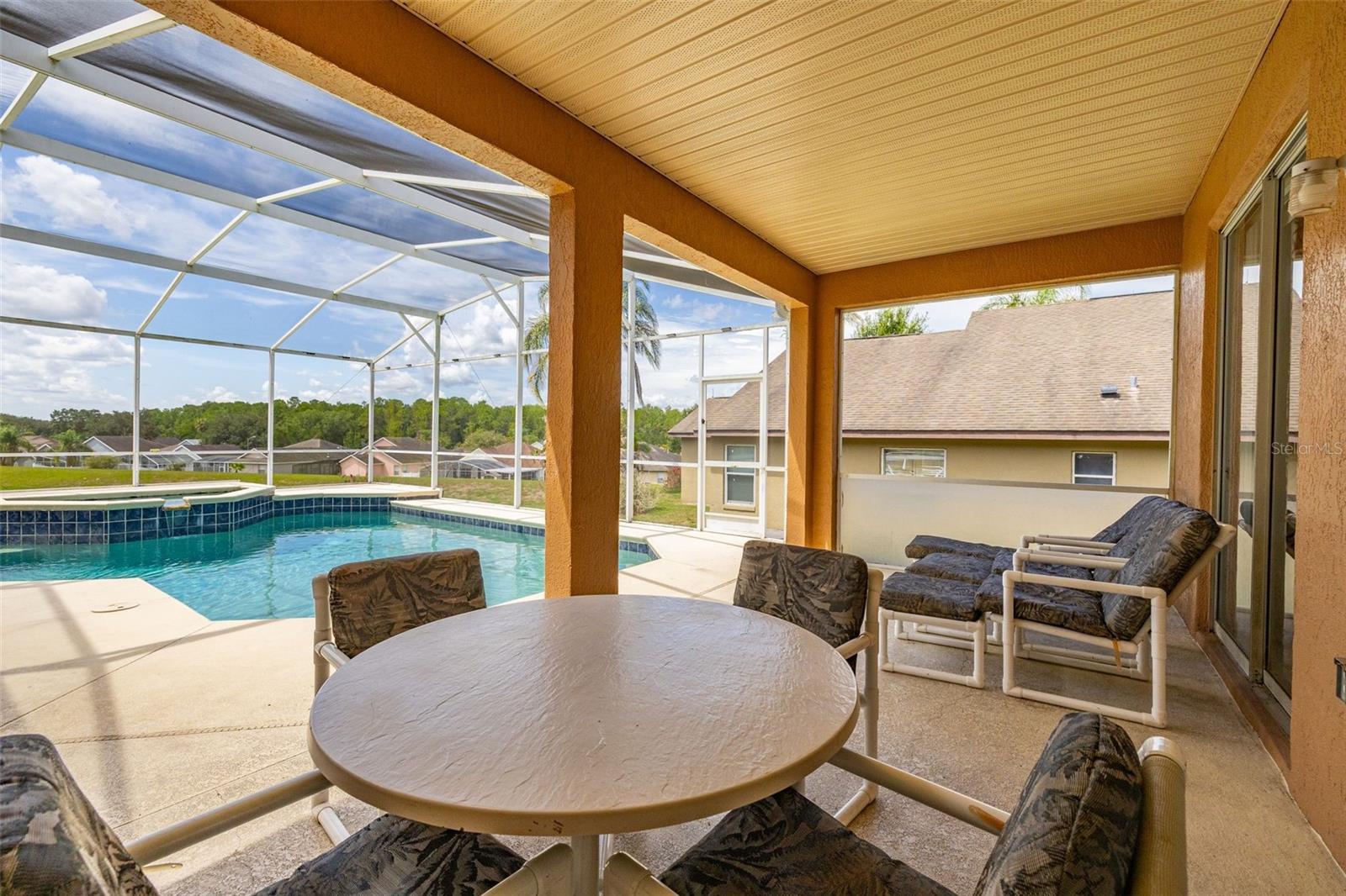 327 Greeley Loop Property Photo 55