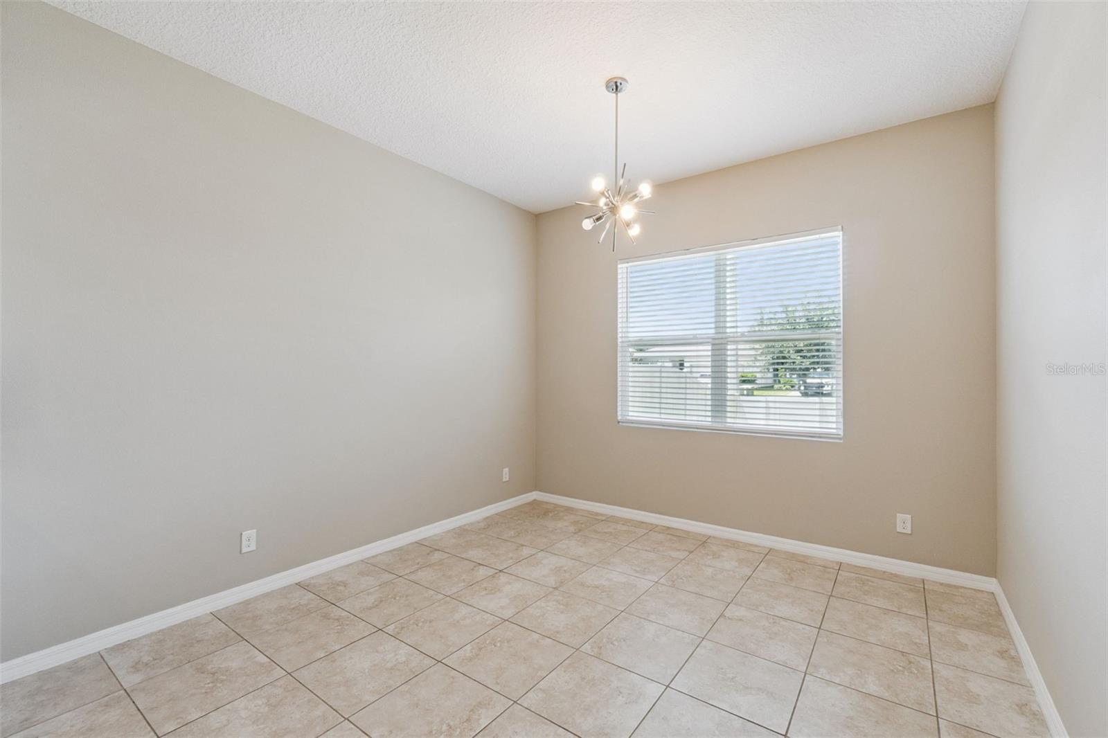5317 Jubiloso Dr Property Photo 9