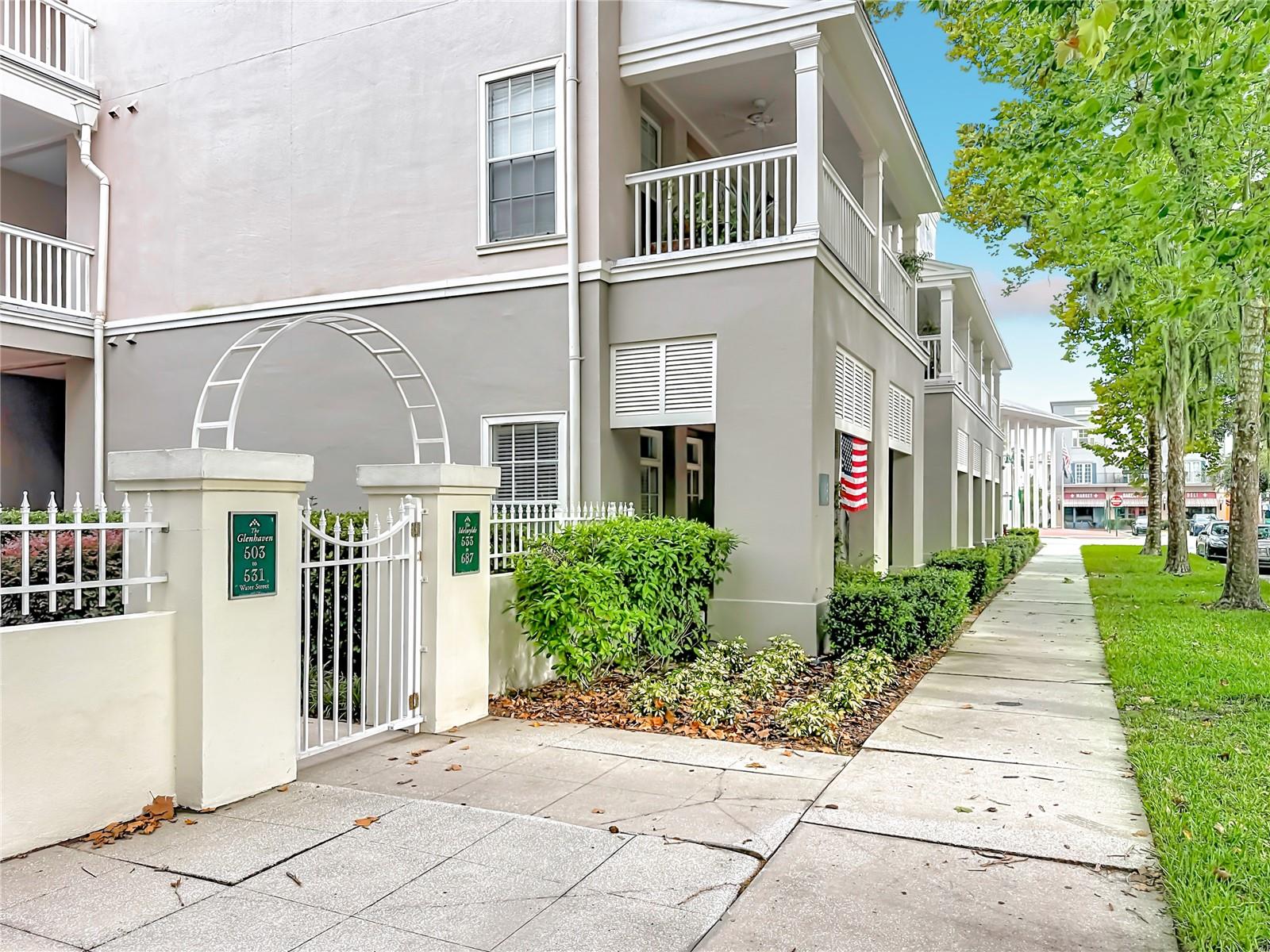 581 Water St #581 Property Photo 4