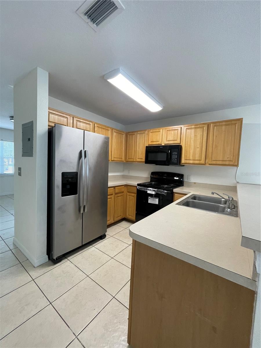 342 Cervantes Dr Property Photo 4