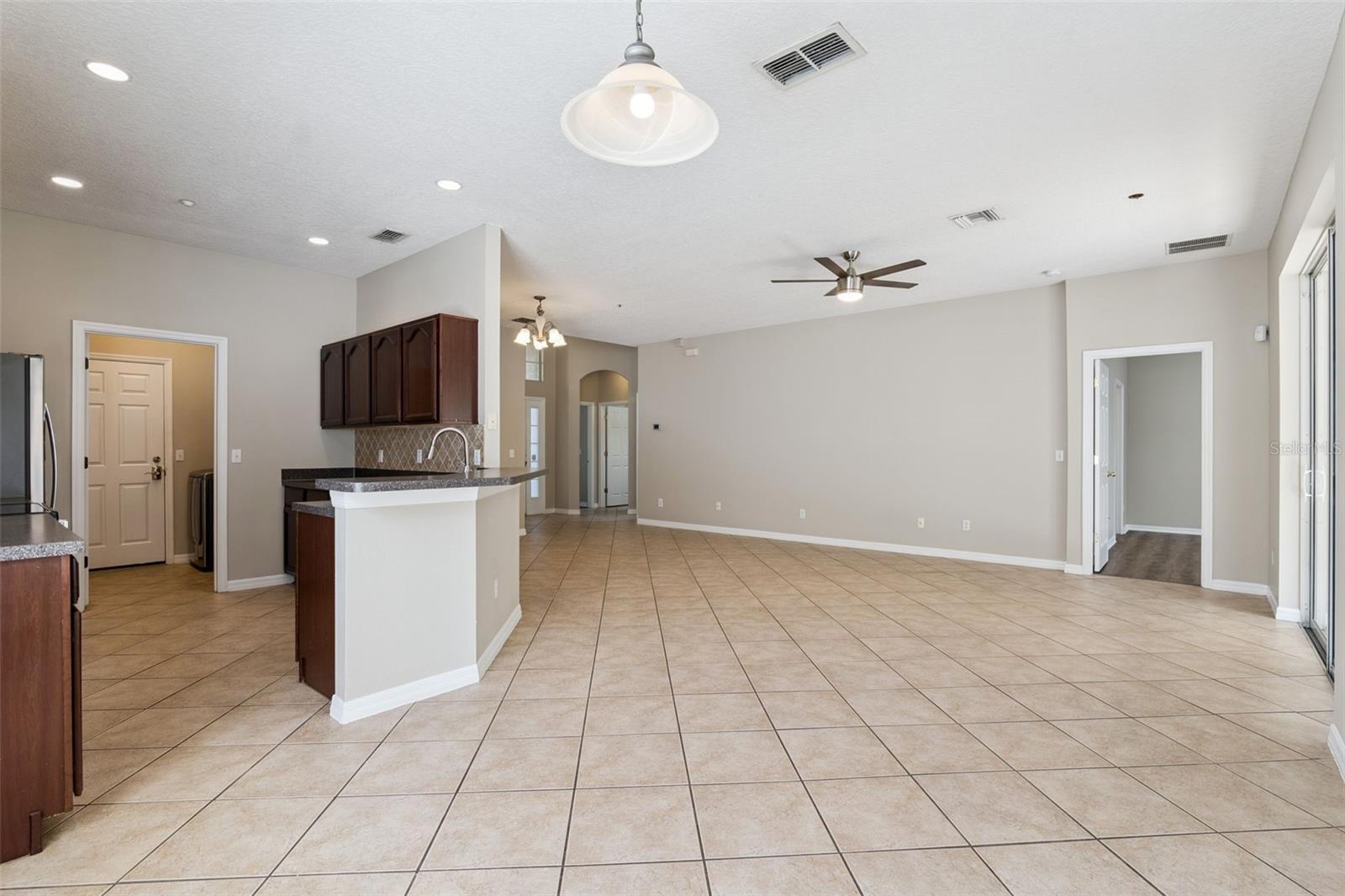 9957 Cypress Vine Dr Property Photo 4