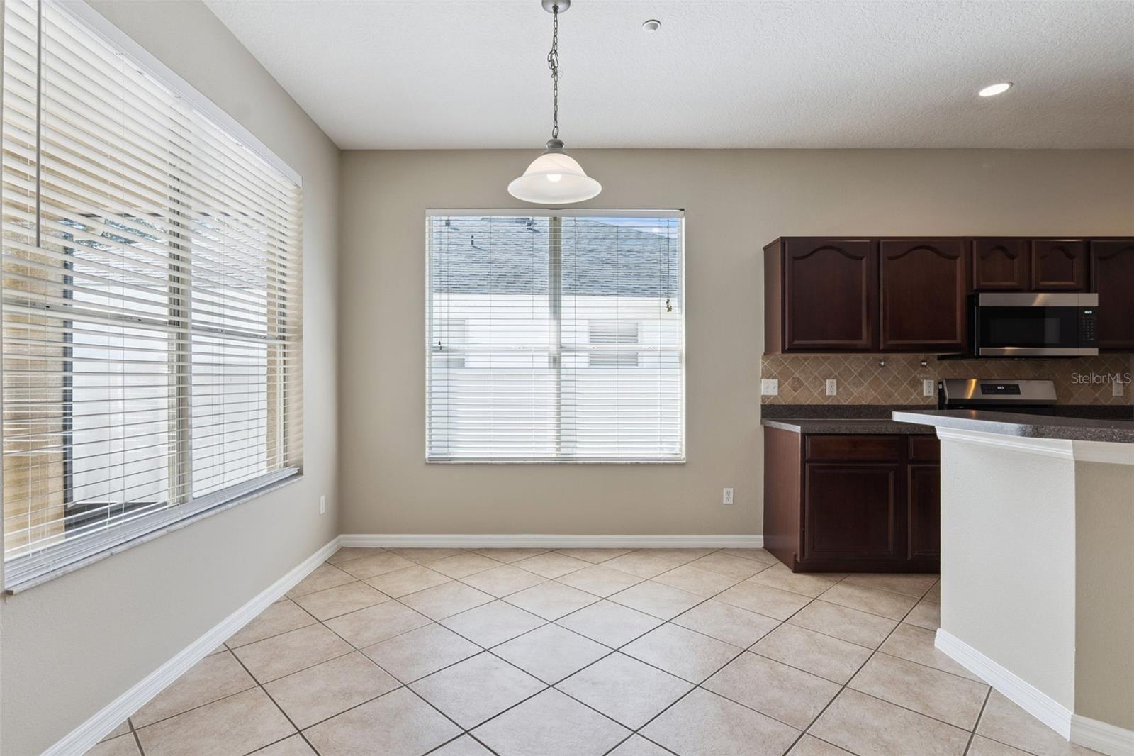 9957 Cypress Vine Dr Property Photo 7