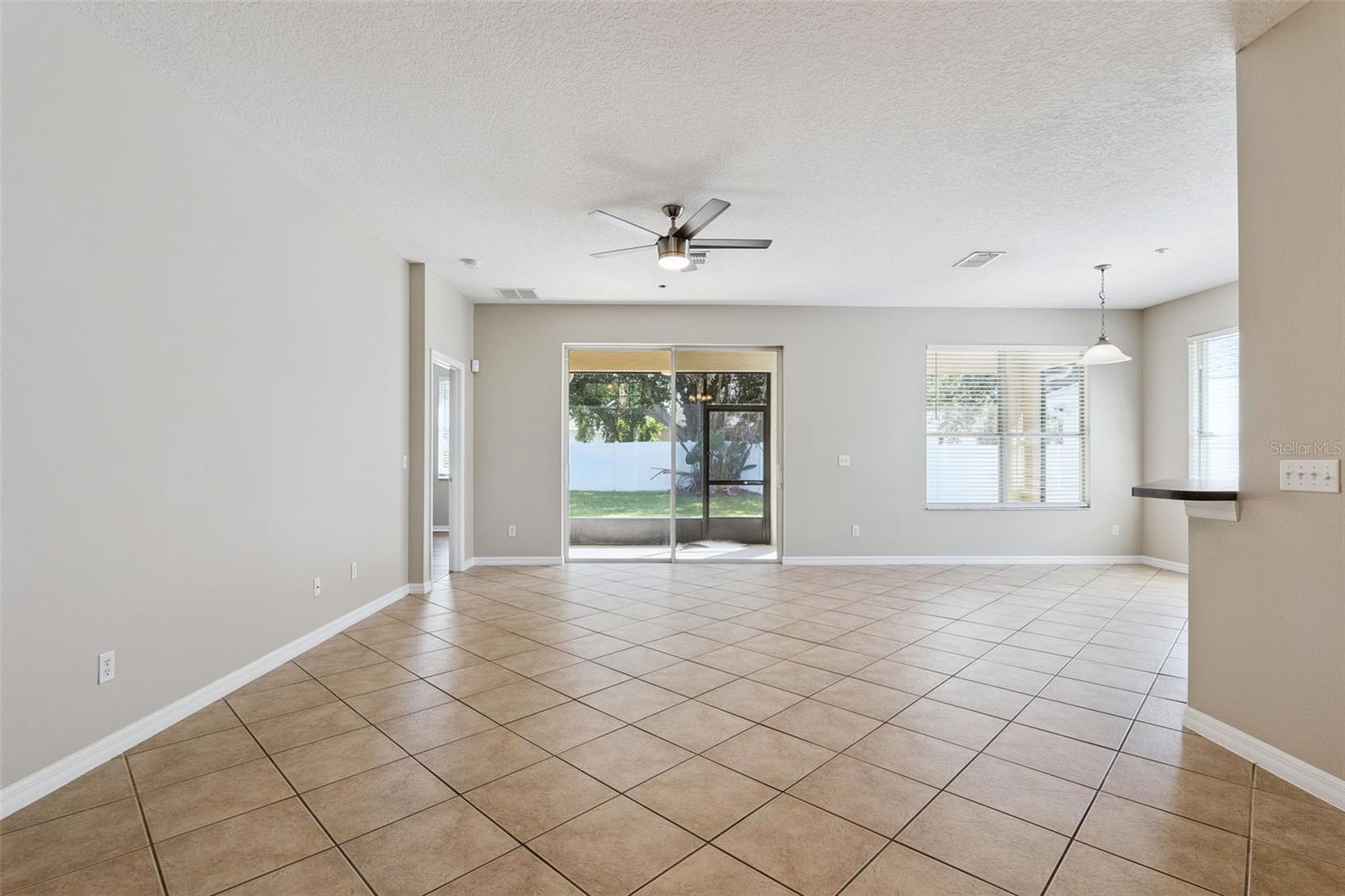 9957 Cypress Vine Dr Property Photo 8