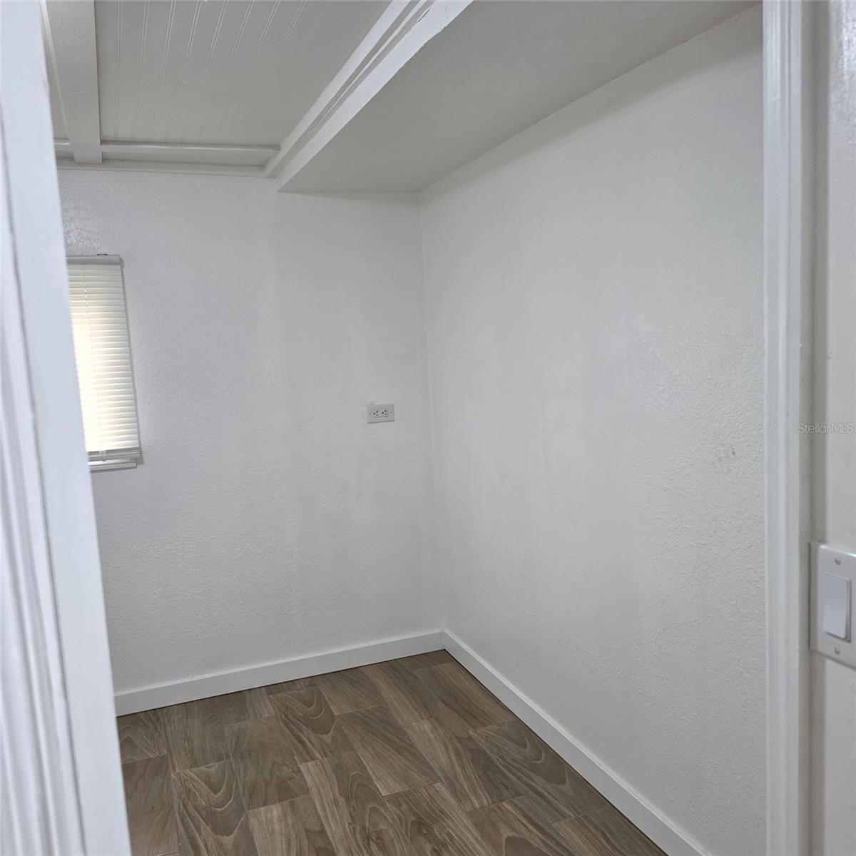 2010 Oak St Property Photo 17