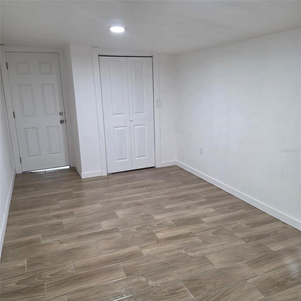 2010 Oak St Property Photo 18