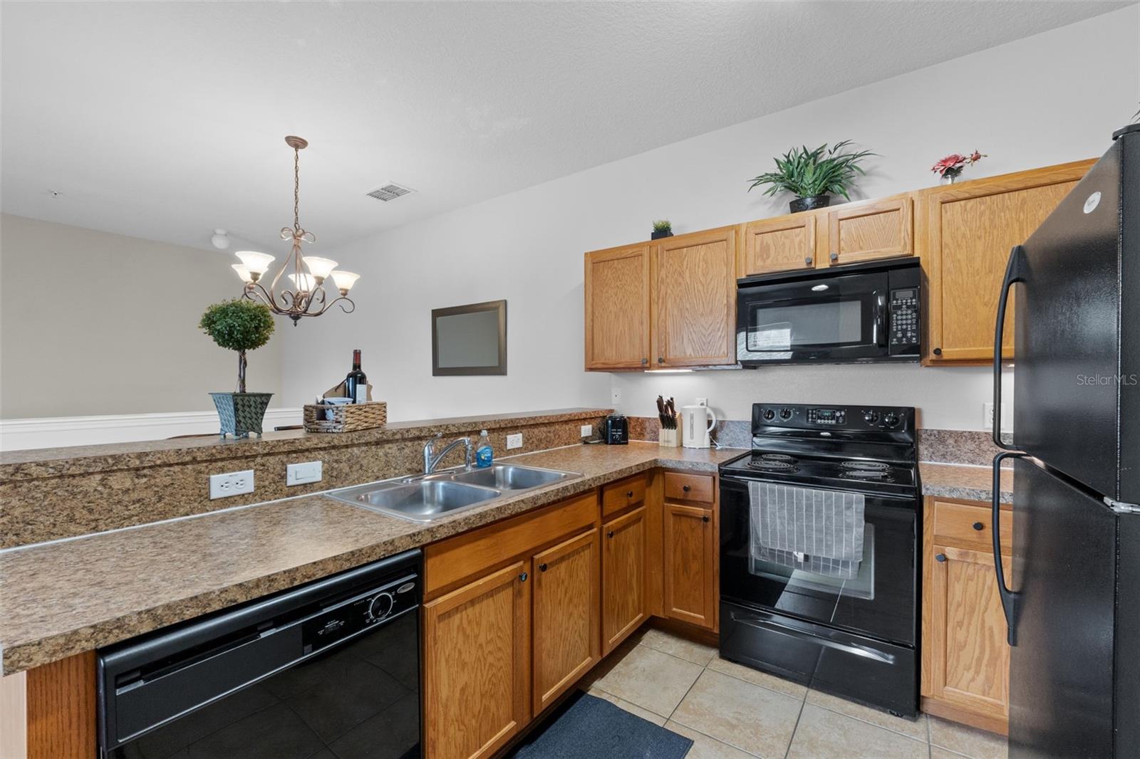 2835 Oakwater Dr #2835 Property Photo 12