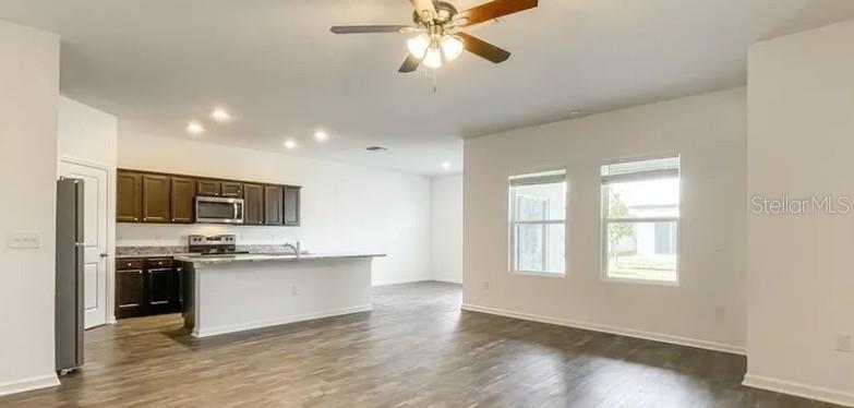 5752 Monroe Springs Way Property Photo 2