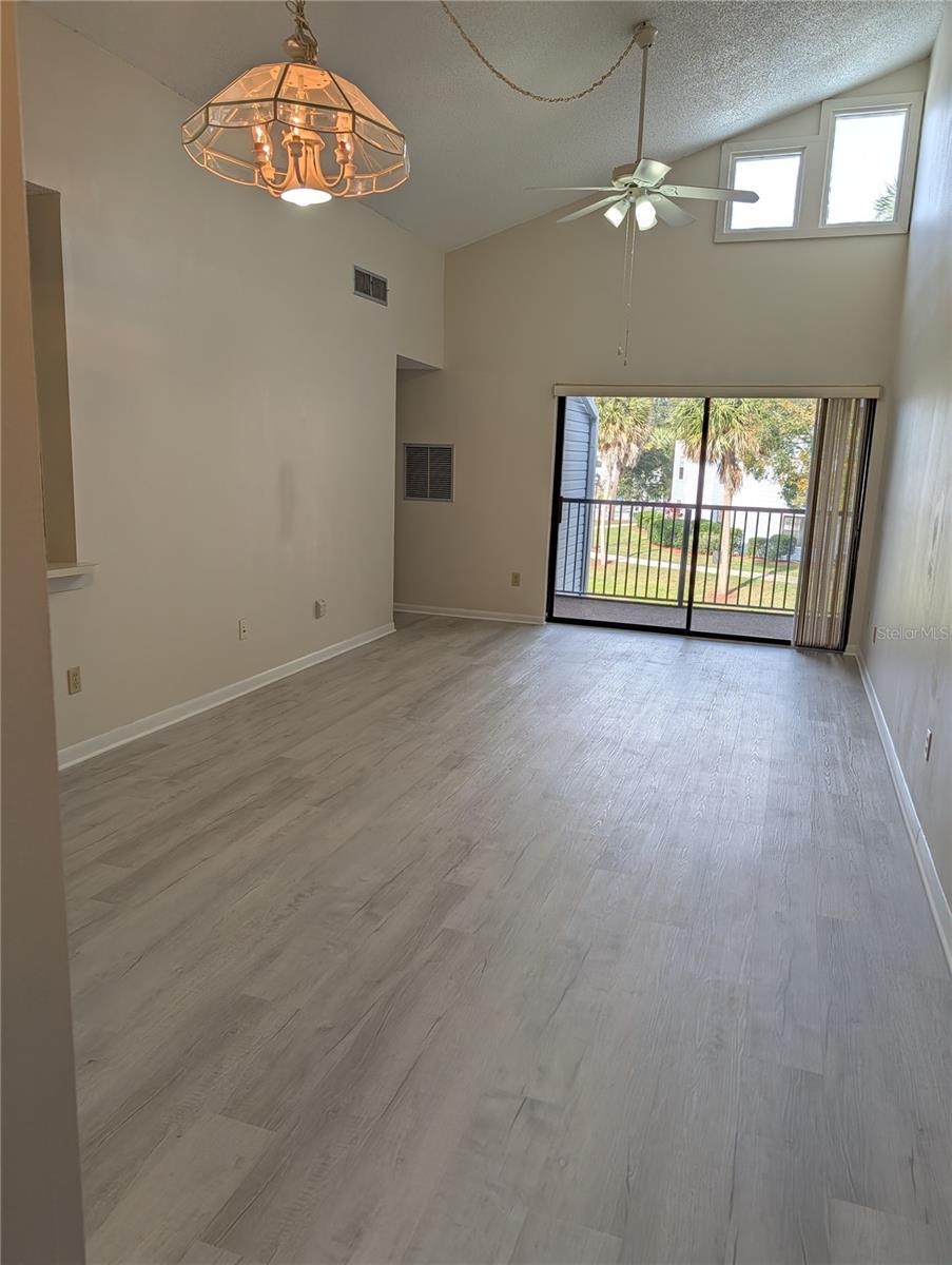 3959 Atrium Dr #3959 Property Photo 3