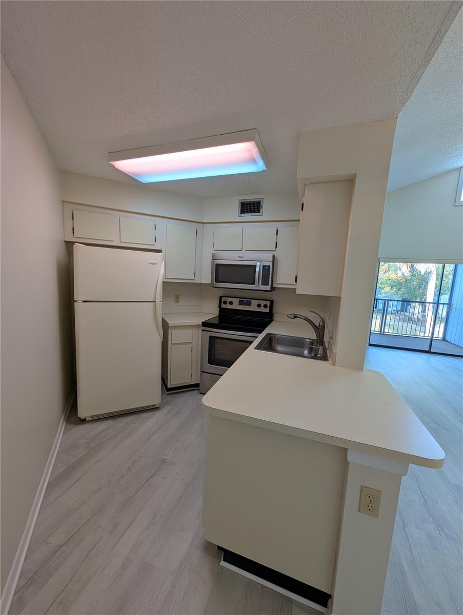 3959 Atrium Dr #3959 Property Photo 5