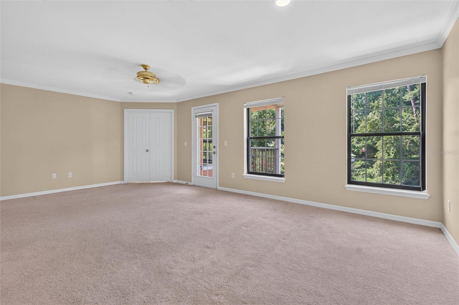 760 Centervale Dr #201 Property Photo 4