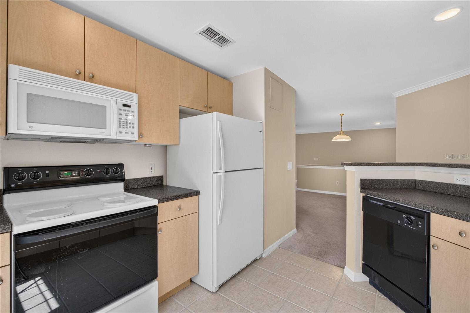 760 Centervale Dr #201 Property Photo 14