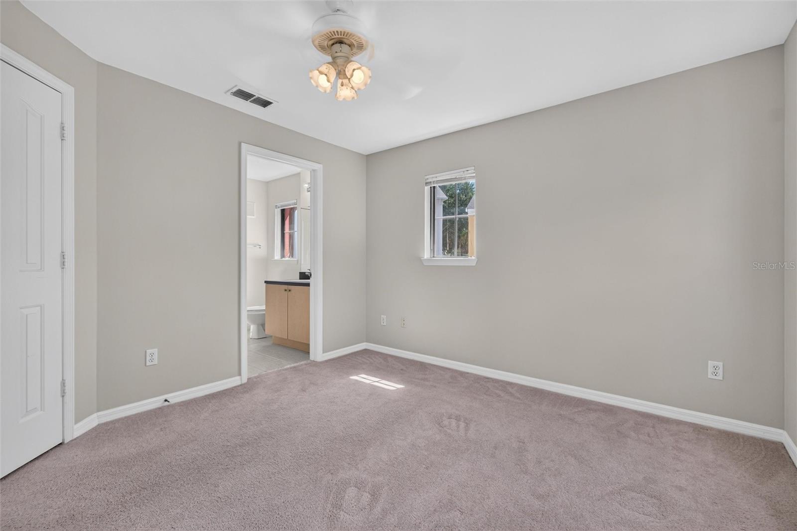 760 Centervale Dr #201 Property Photo 16