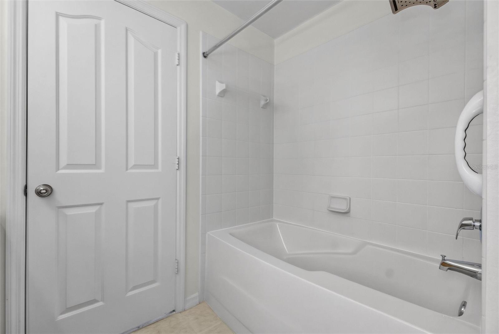 760 Centervale Dr #201 Property Photo 19