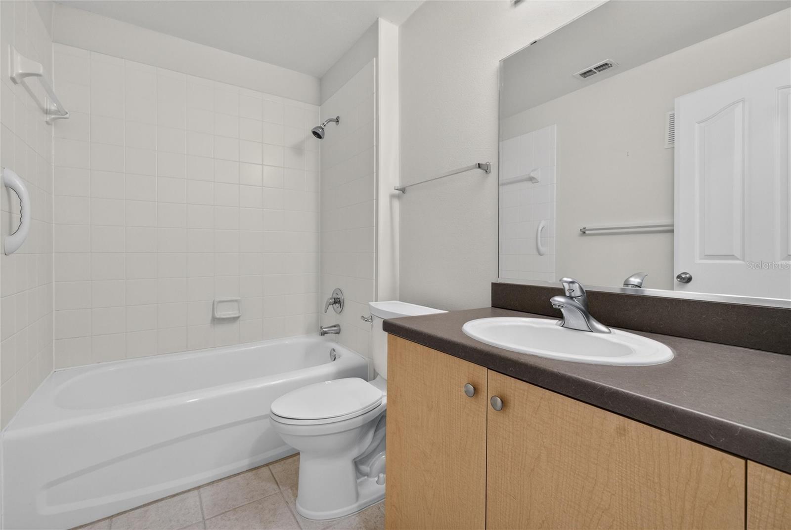 760 Centervale Dr #201 Property Photo 22