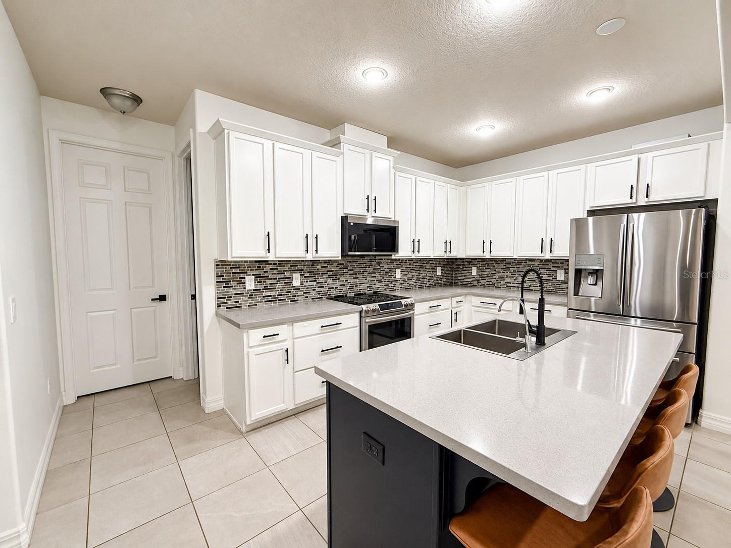 2524 Fontaine Dr Property Photo 12