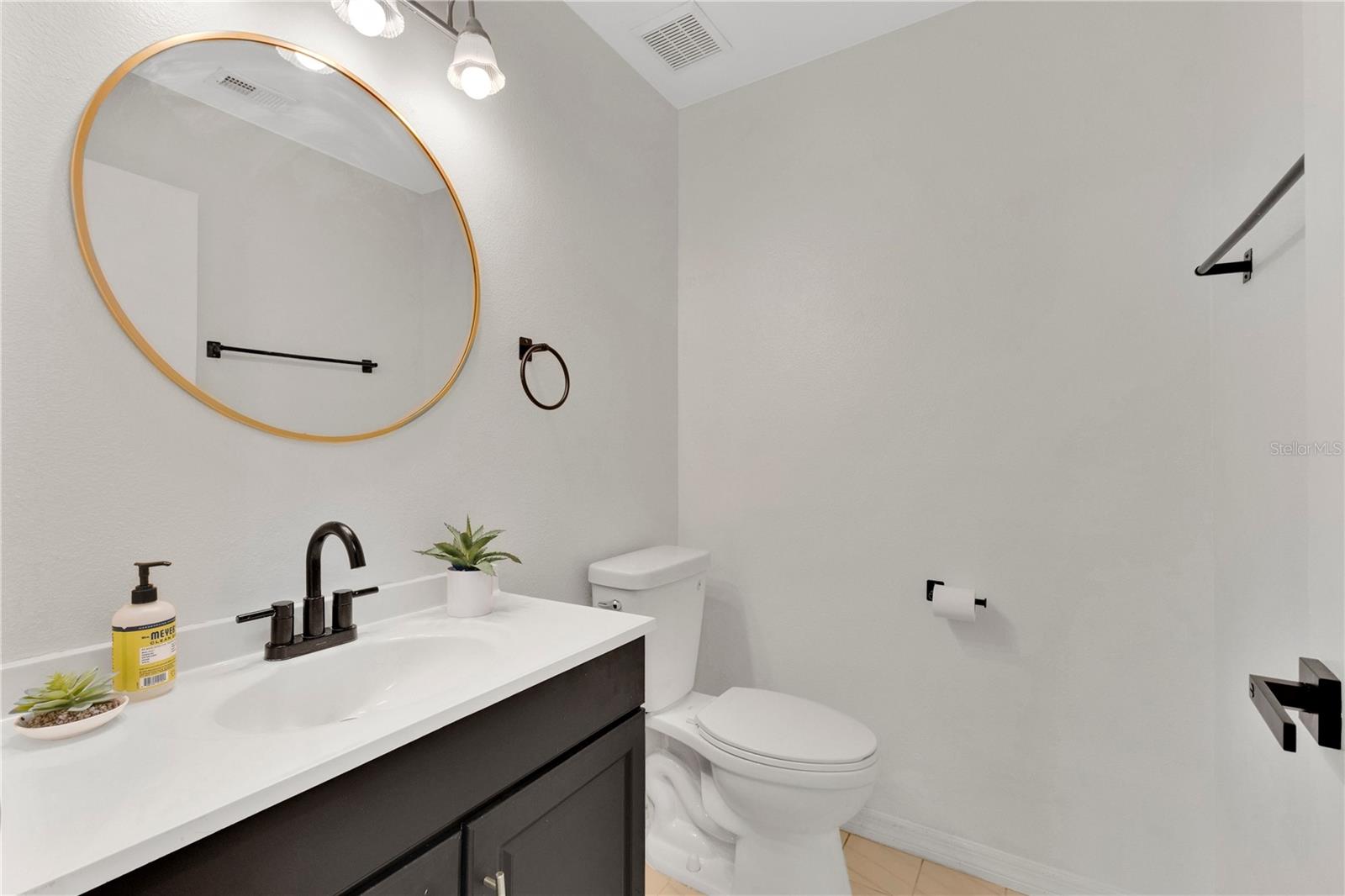 11296 Cypress Leaf Dr Property Photo 22