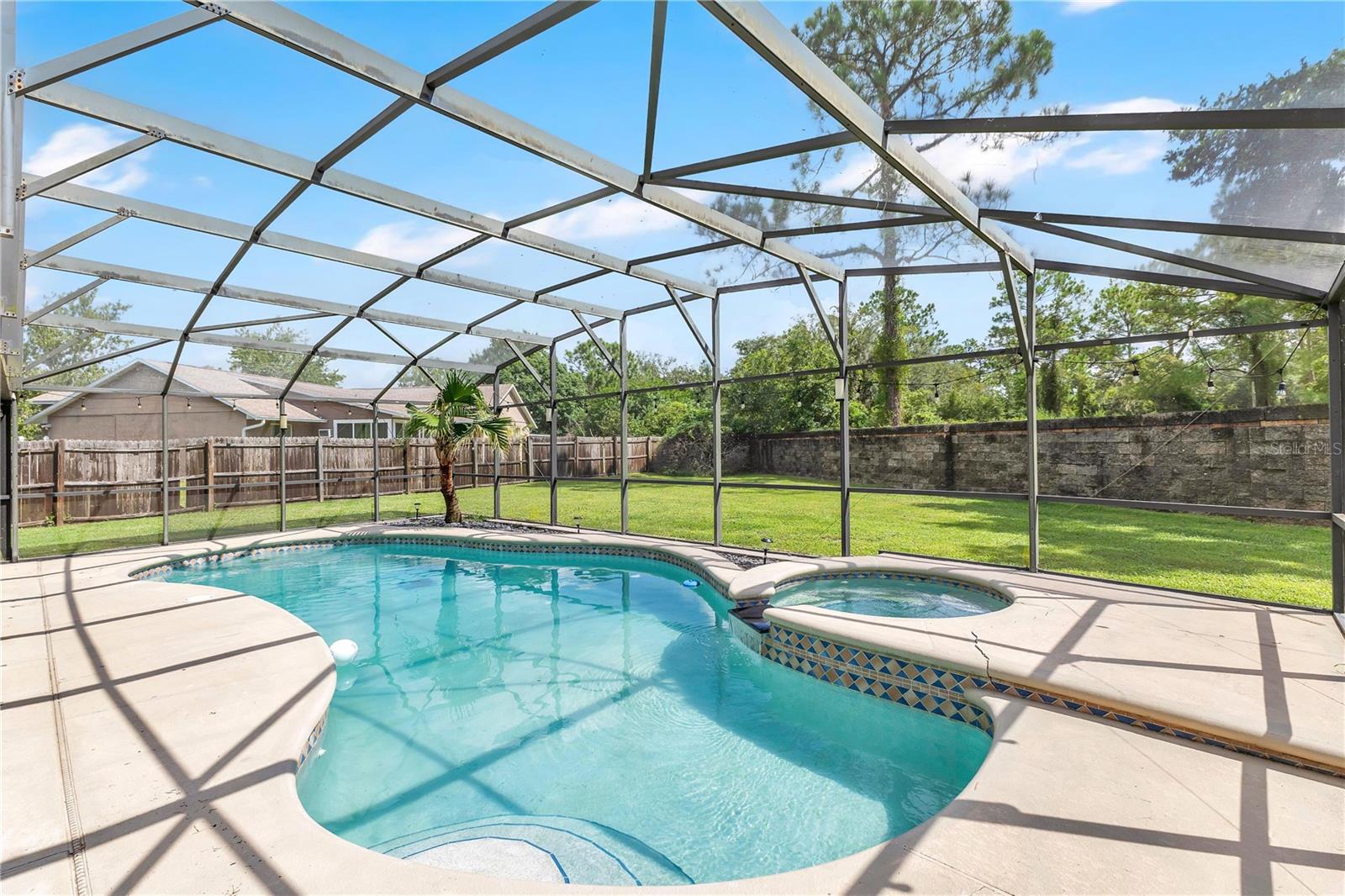11296 Cypress Leaf Dr Property Photo 27