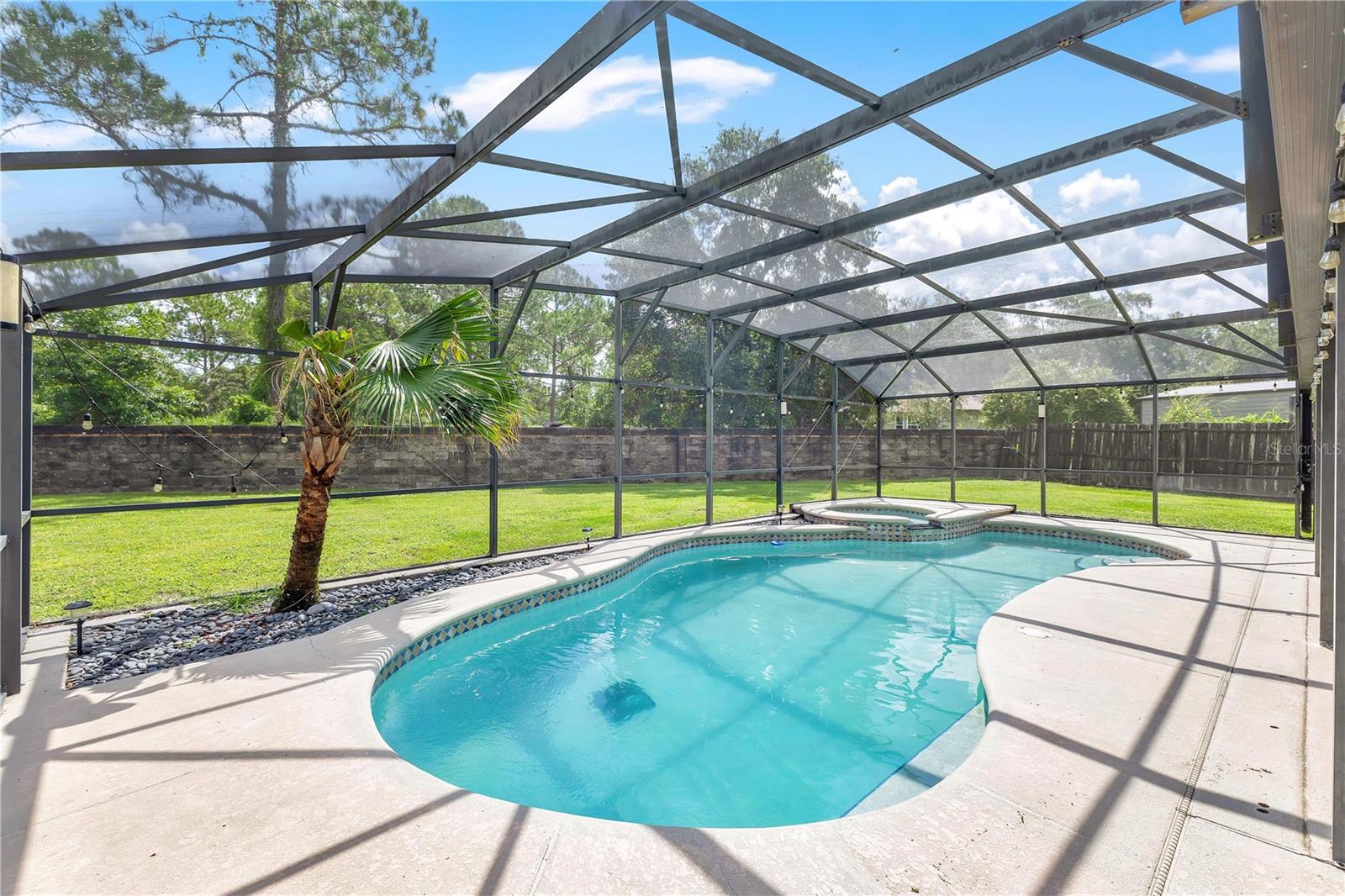 11296 Cypress Leaf Dr Property Photo 28