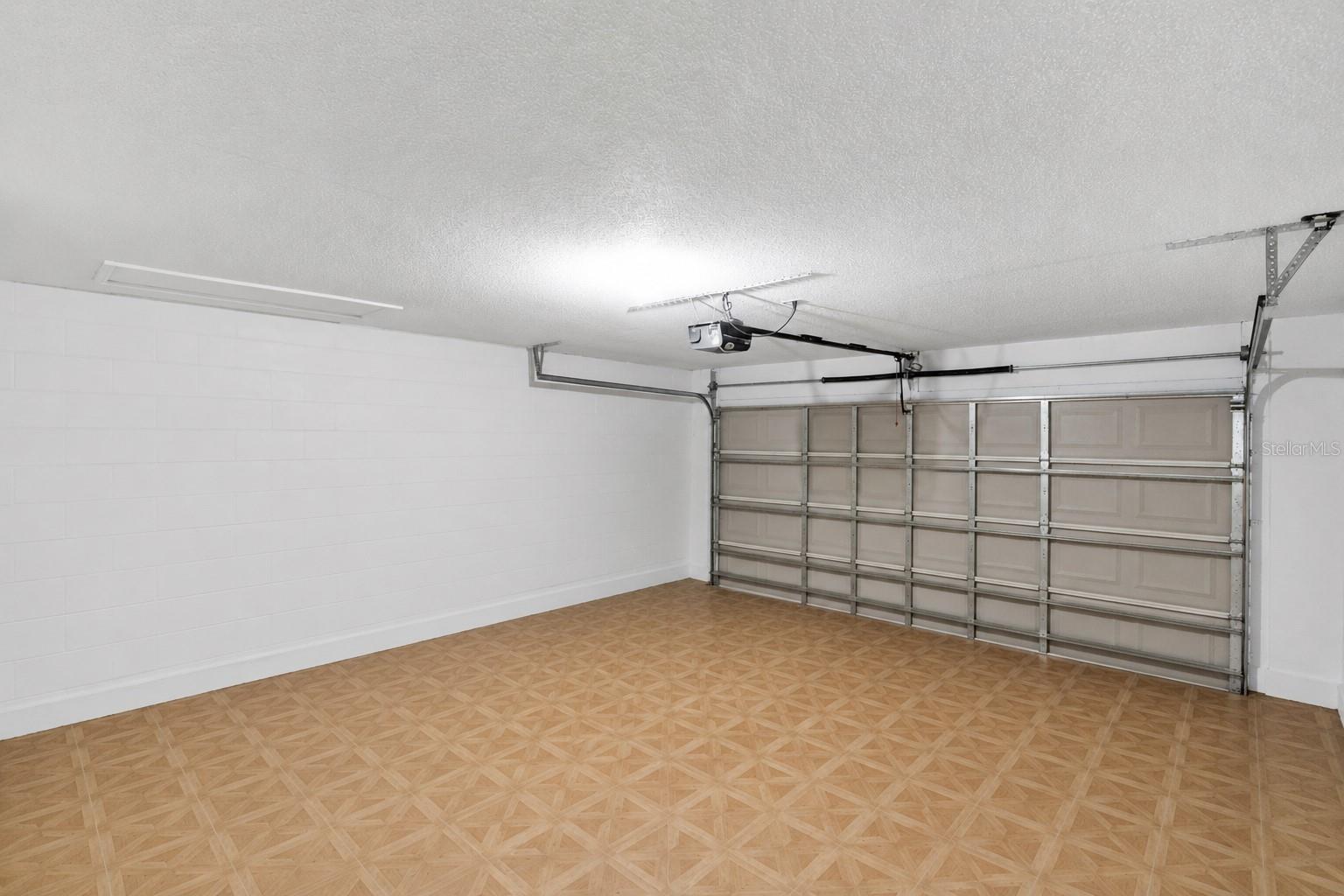 11296 Cypress Leaf Dr Property Photo 33