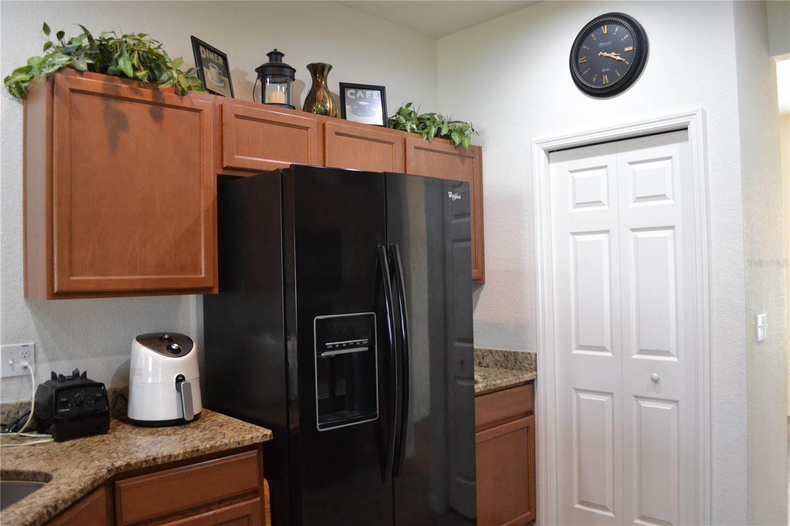 2828 Blackwater Creek Dr Property Photo 6