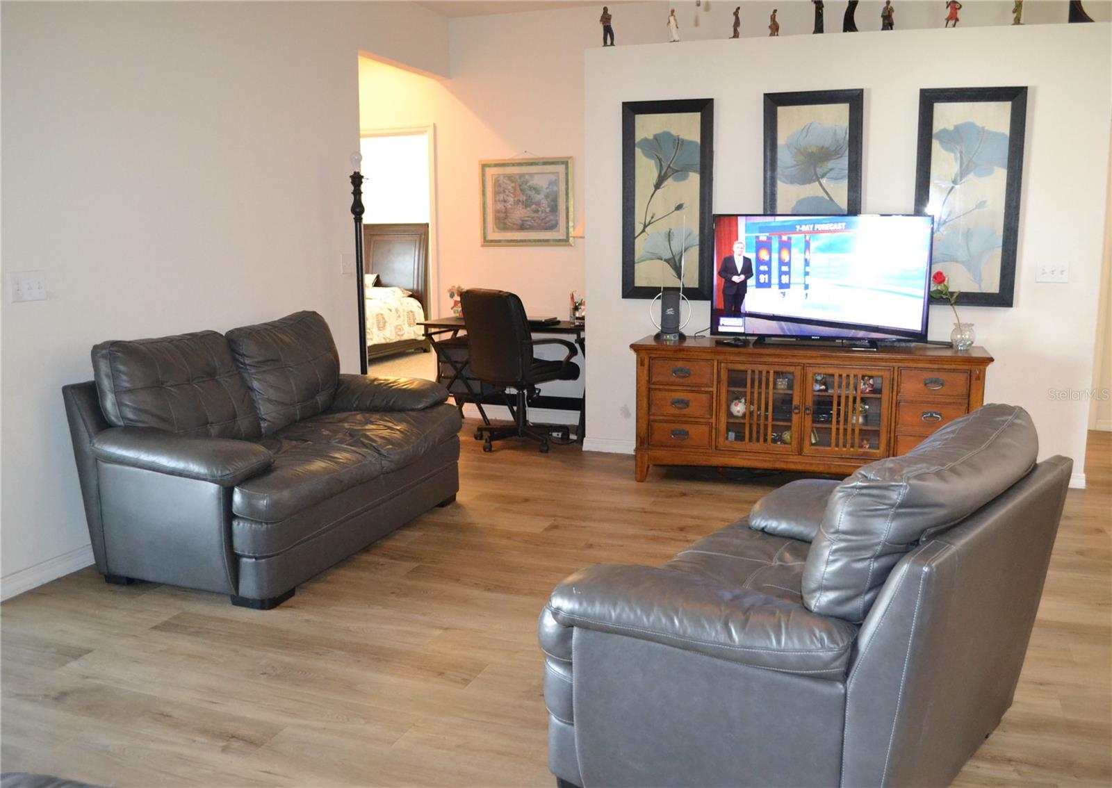 2828 Blackwater Creek Dr Property Photo 10