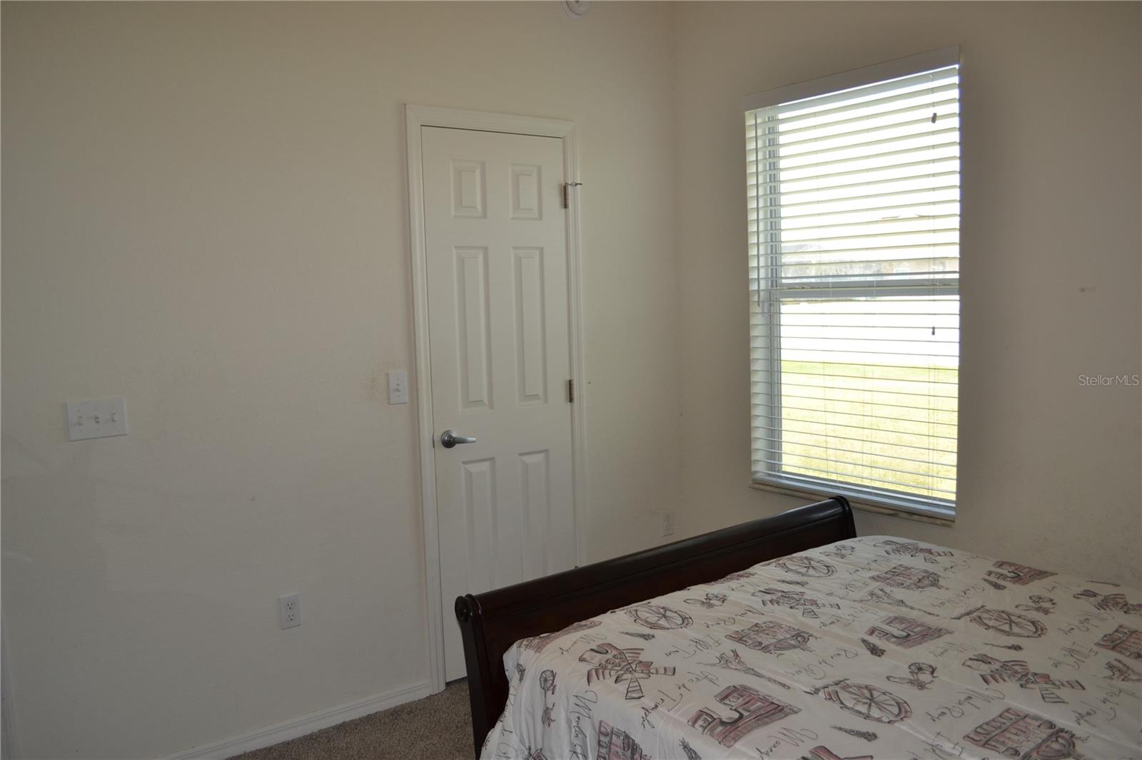 2828 Blackwater Creek Dr Property Photo 33