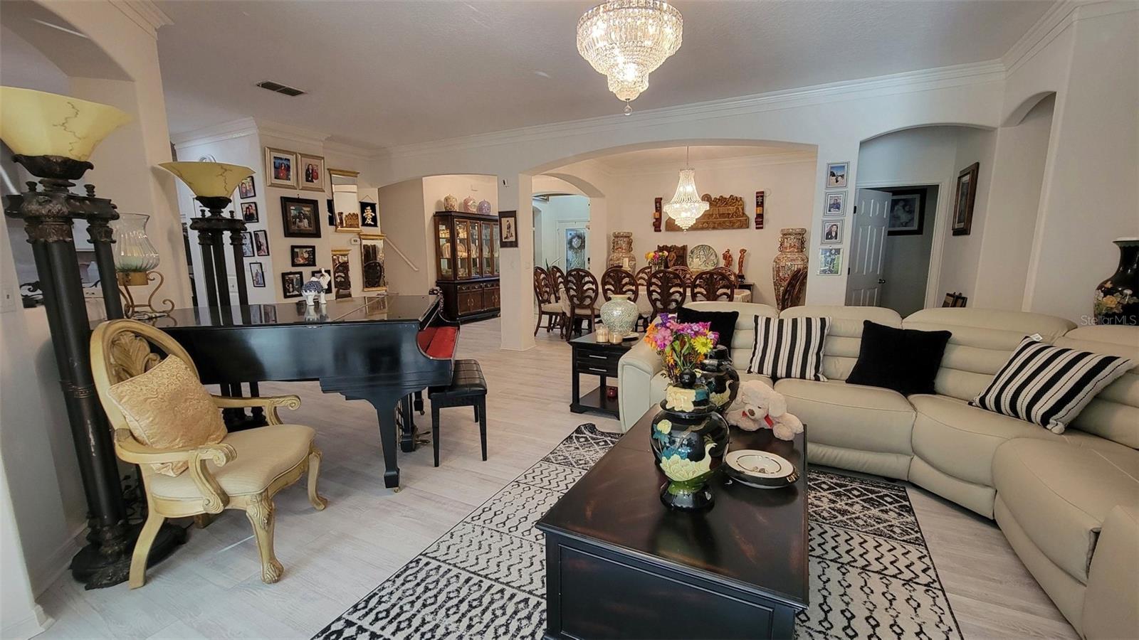 3731 Eagle Isle Cir Property Photo 9
