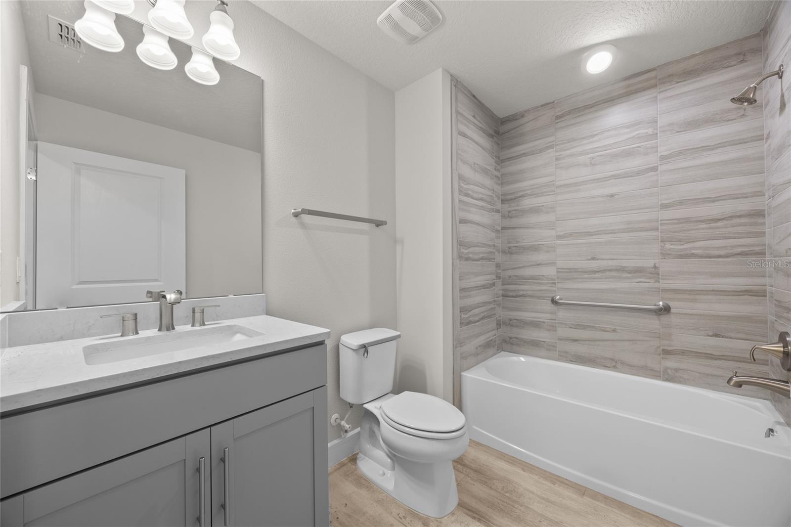 10364 Shive Island Ct Property Photo 36