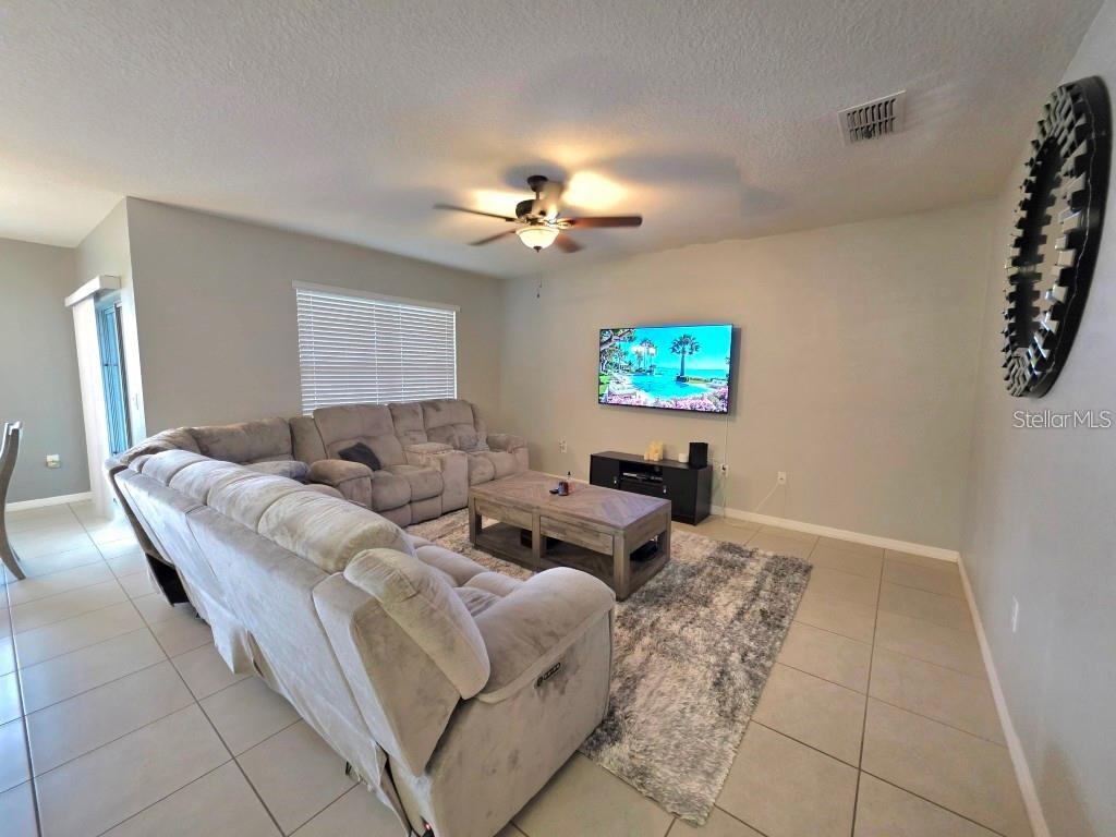 368 Aberdeen Dr Property Photo 5