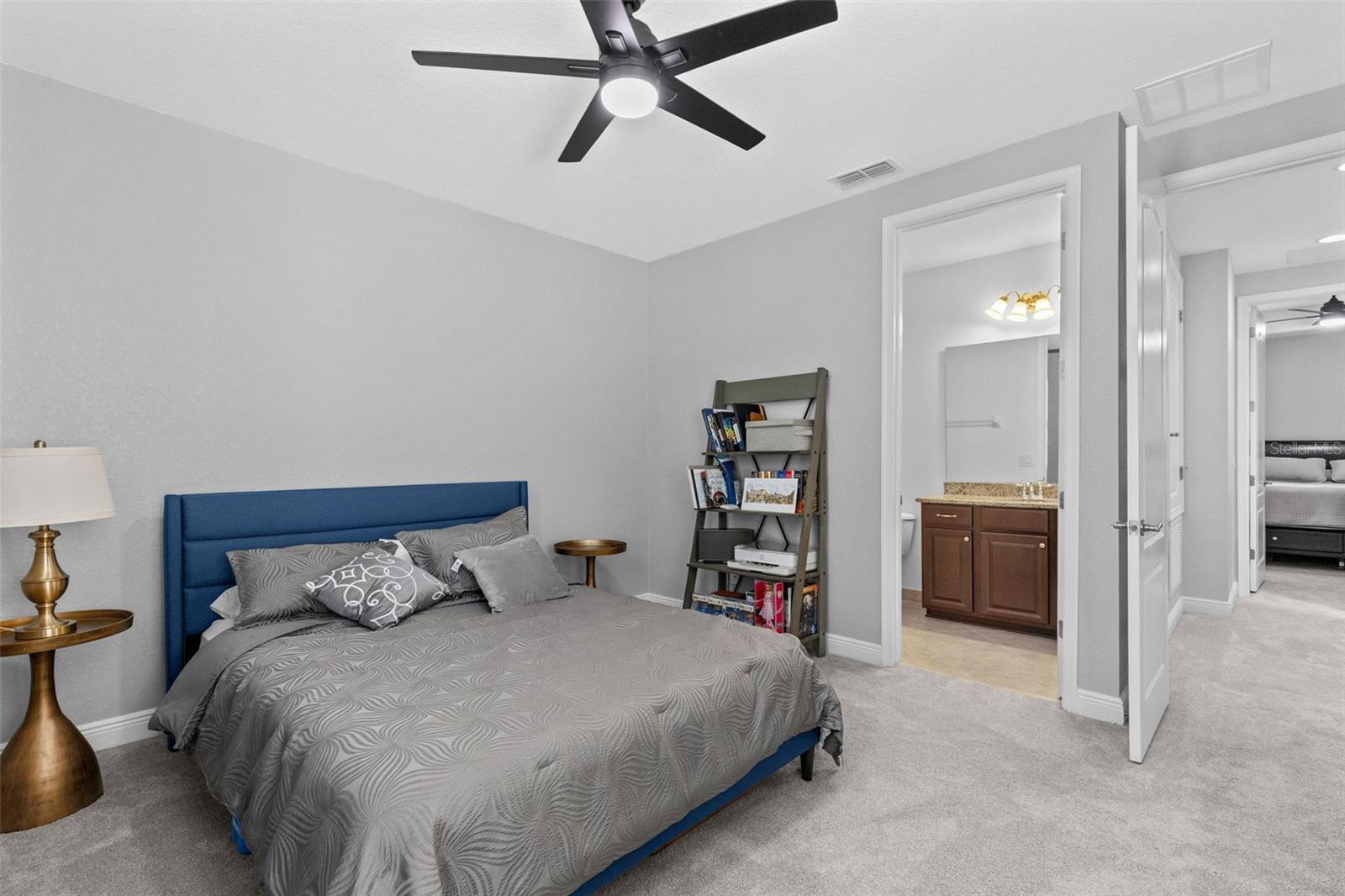 8442 Kelsall Dr Property Photo 17
