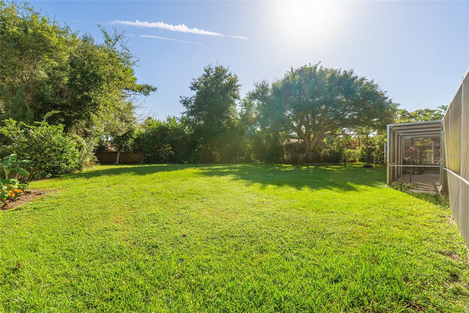 712 E Flag Way Property Photo 24