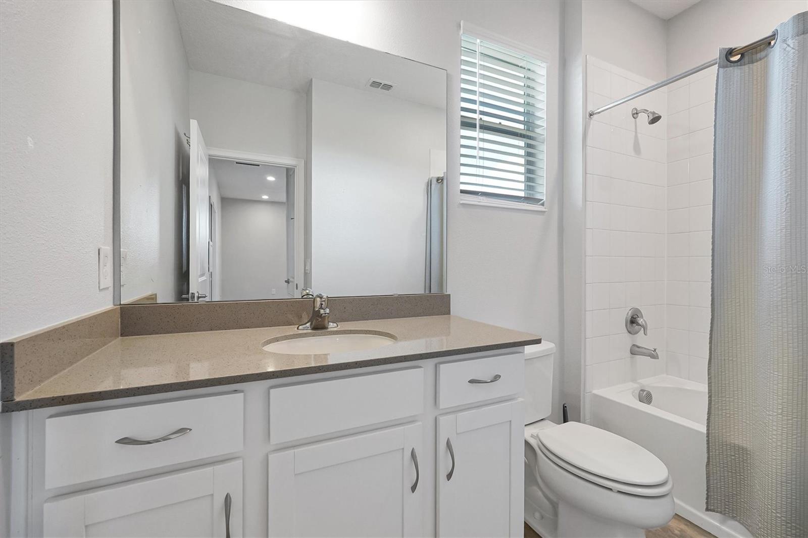 1121 Hendon Loop Property Photo 34