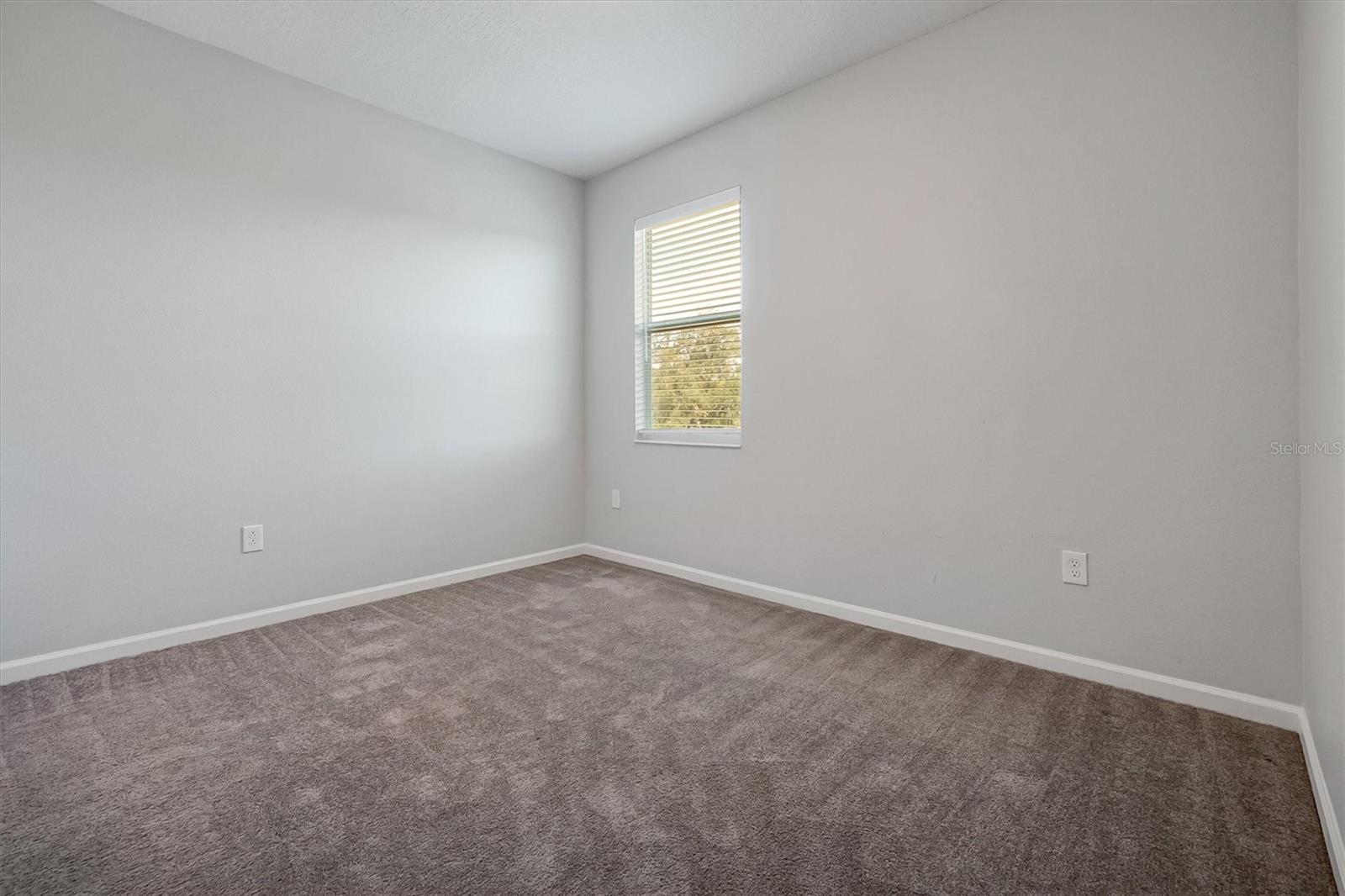 1121 Hendon Loop Property Photo 36